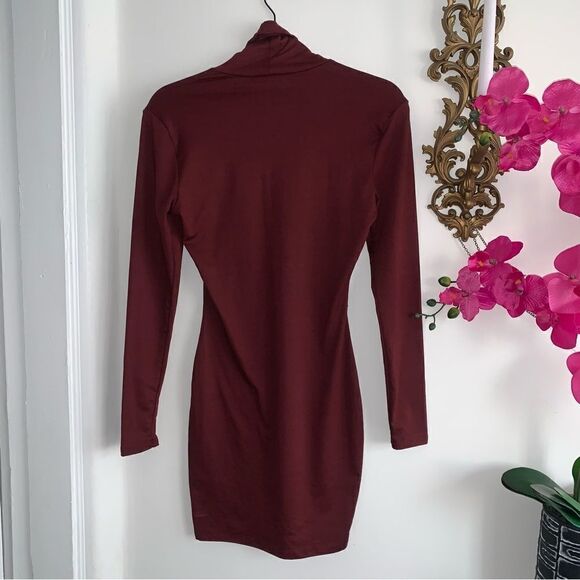 WINDSOR LONGSLEEVE MINI DRESS - Picture 3 of 7